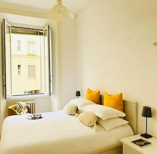 Central Rome Family Apartment Near Villa Borghese